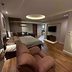 Wonderful 1Br Studio Apt W/ Hot Tub